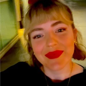 Meet your Posher, mariah